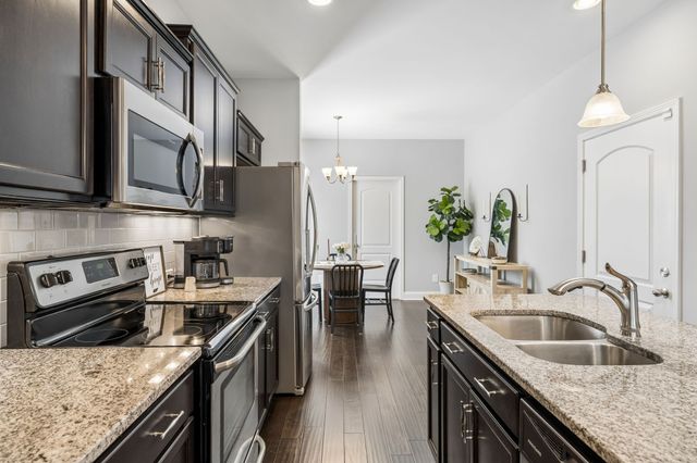 530 Vintage Green Ln, Franklin, TN 37064