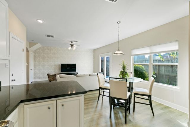 3739 Main Poplar Drive, Houston, TX 77025