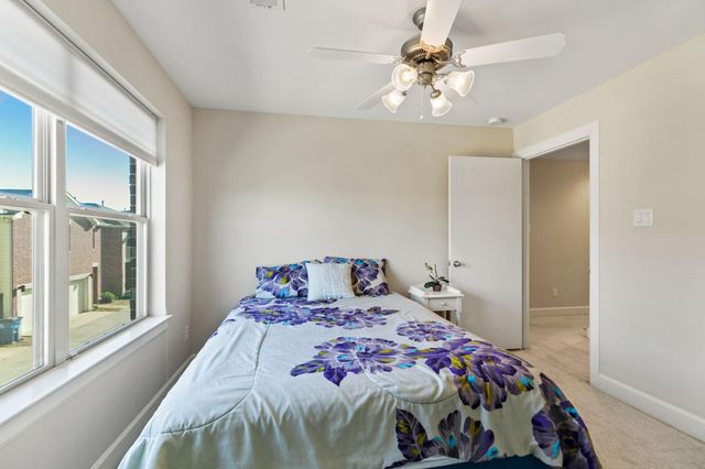 3739 Main Poplar Drive, Houston, TX 77025