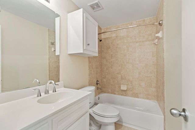 3739 Main Poplar Drive, Houston, TX 77025