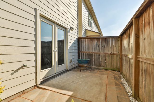 3739 Main Poplar Drive, Houston, TX 77025