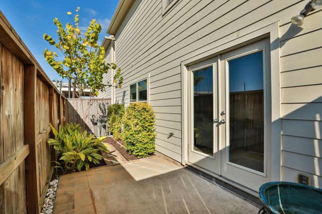 3739 Main Poplar Drive, Houston, TX 77025