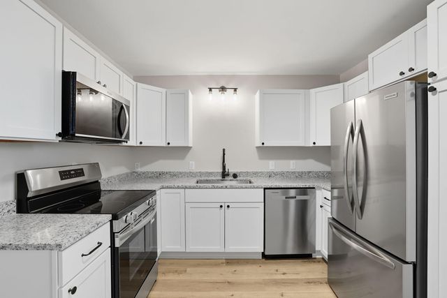 259 Cossairt Avenue W, Eden Valley, MN 55329