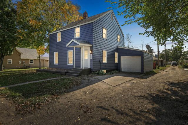 259 Cossairt Avenue W, Eden Valley, MN 55329