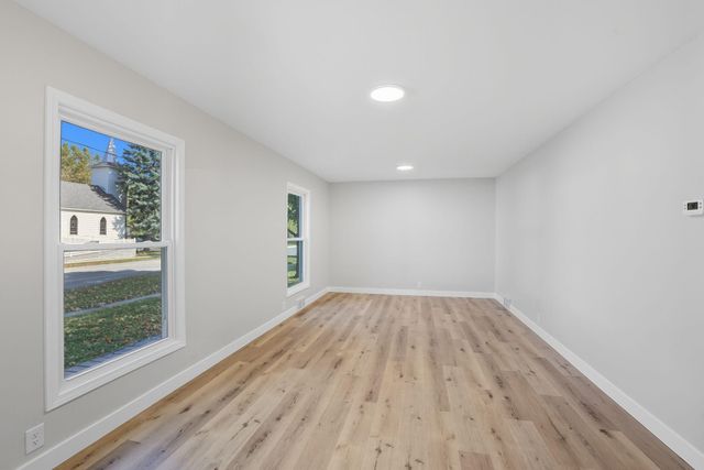 259 Cossairt Avenue W, Eden Valley, MN 55329