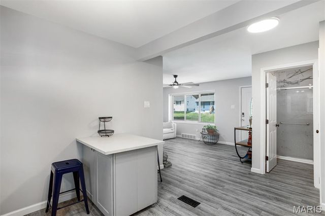 5550 Sapphire Avenue, Jennings, MO 63136