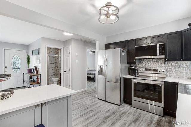 5550 Sapphire Avenue, Jennings, MO 63136