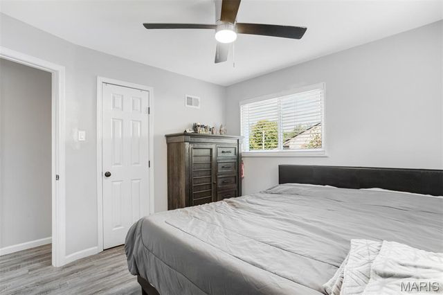 5550 Sapphire Avenue, Jennings, MO 63136