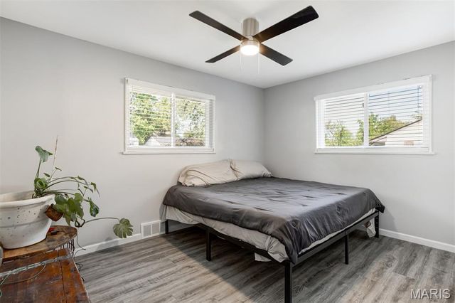 5550 Sapphire Avenue, Jennings, MO 63136