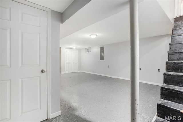 5550 Sapphire Avenue, Jennings, MO 63136