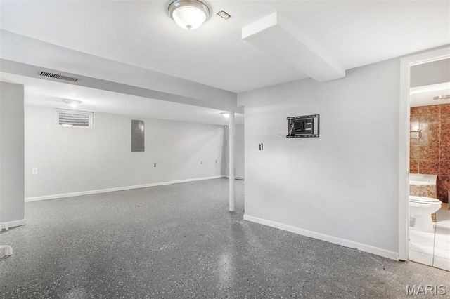 5550 Sapphire Avenue, Jennings, MO 63136