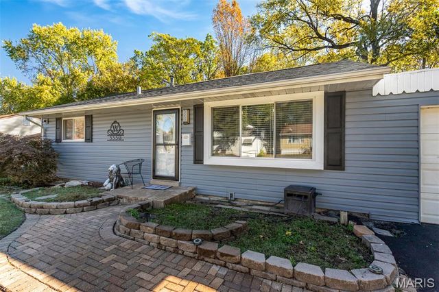 5550 Sapphire Avenue, Jennings, MO 63136