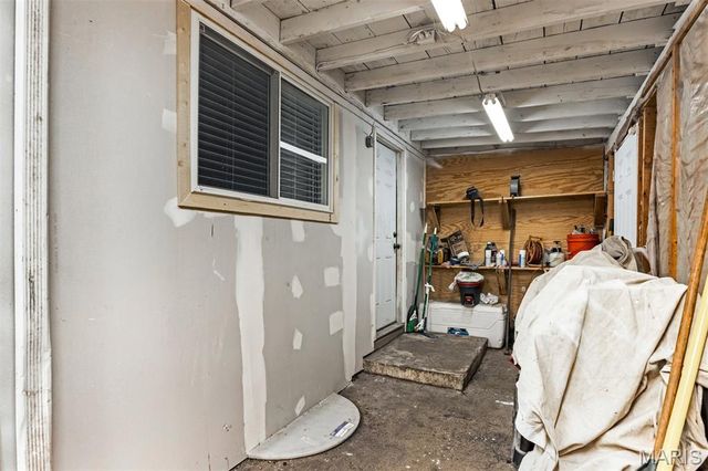 5550 Sapphire Avenue, Jennings, MO 63136