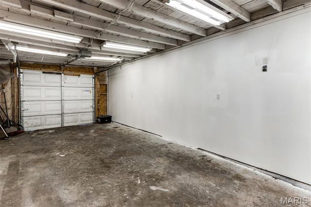 5550 Sapphire Avenue, Jennings, MO 63136