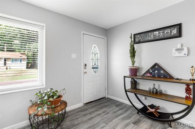 5550 Sapphire Avenue, Jennings, MO 63136