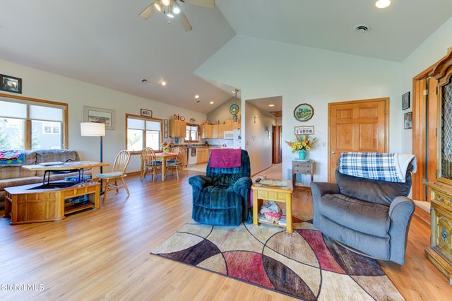 121 Cranberry Creek Road, Mayfield, NY 12117