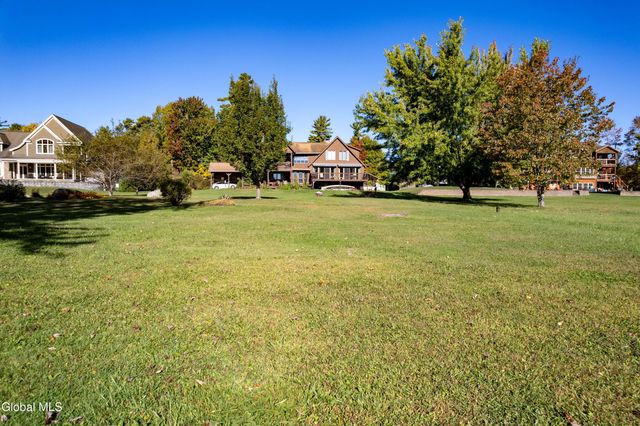 121 Cranberry Creek Road, Mayfield, NY 12117