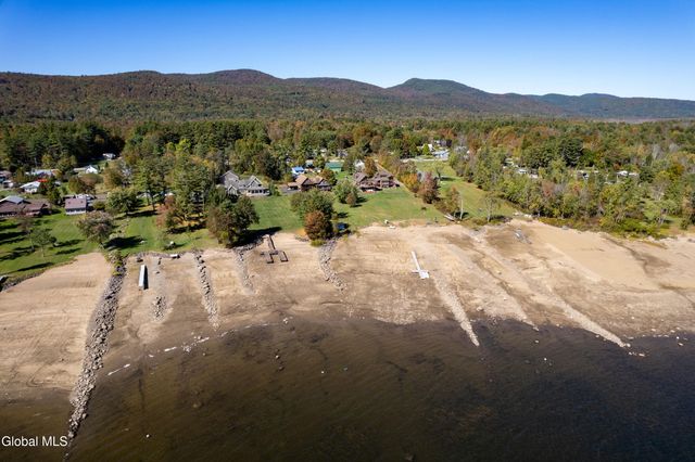 121 Cranberry Creek Road, Mayfield, NY 12117