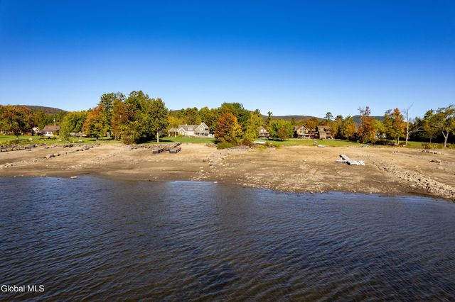 121 Cranberry Creek Road, Mayfield, NY 12117