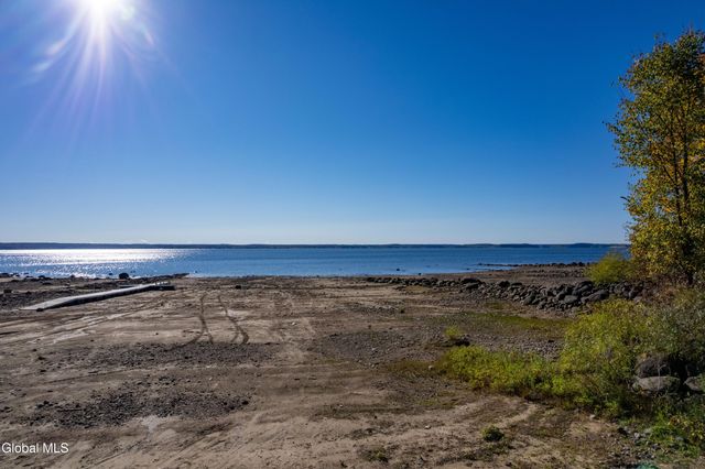 121 Cranberry Creek Road, Mayfield, NY 12117