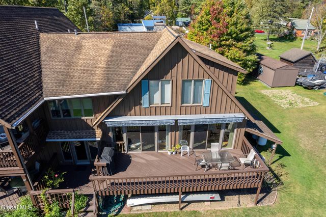 121 Cranberry Creek Road, Mayfield, NY 12117