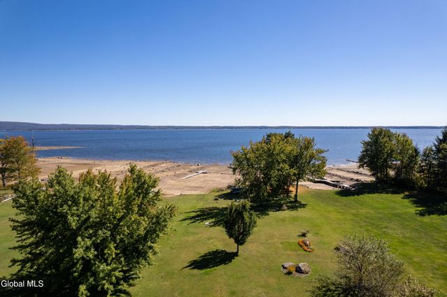 121 Cranberry Creek Road, Mayfield, NY 12117