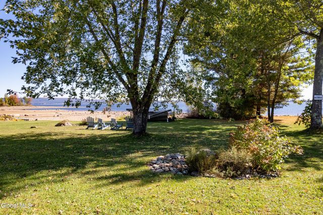 121 Cranberry Creek Road, Mayfield, NY 12117