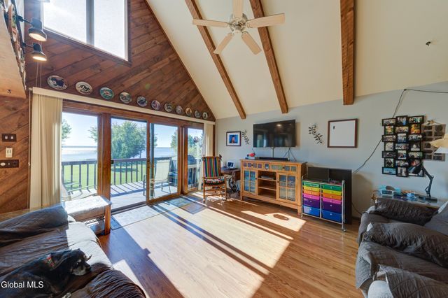 121 Cranberry Creek Road, Mayfield, NY 12117