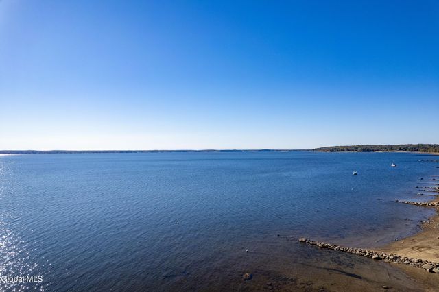 121 Cranberry Creek Road, Mayfield, NY 12117