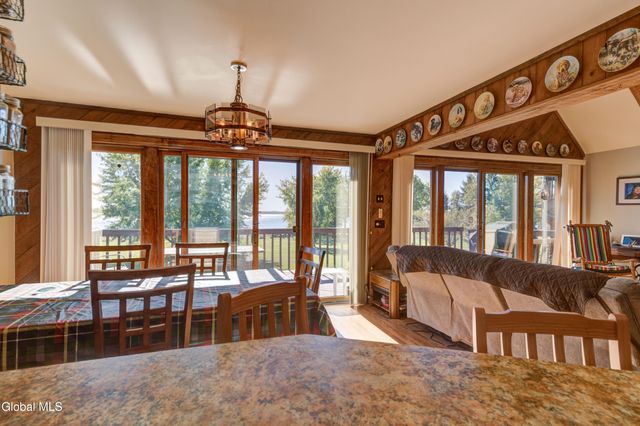 121 Cranberry Creek Road, Mayfield, NY 12117