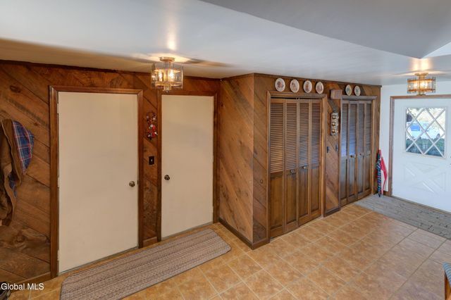 121 Cranberry Creek Road, Mayfield, NY 12117