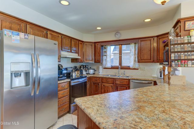 121 Cranberry Creek Road, Mayfield, NY 12117