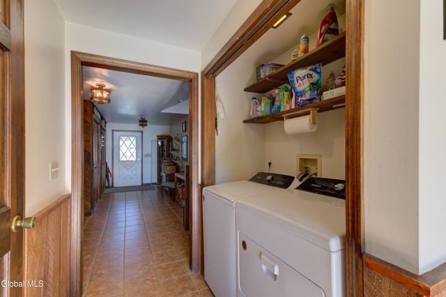 121 Cranberry Creek Road, Mayfield, NY 12117