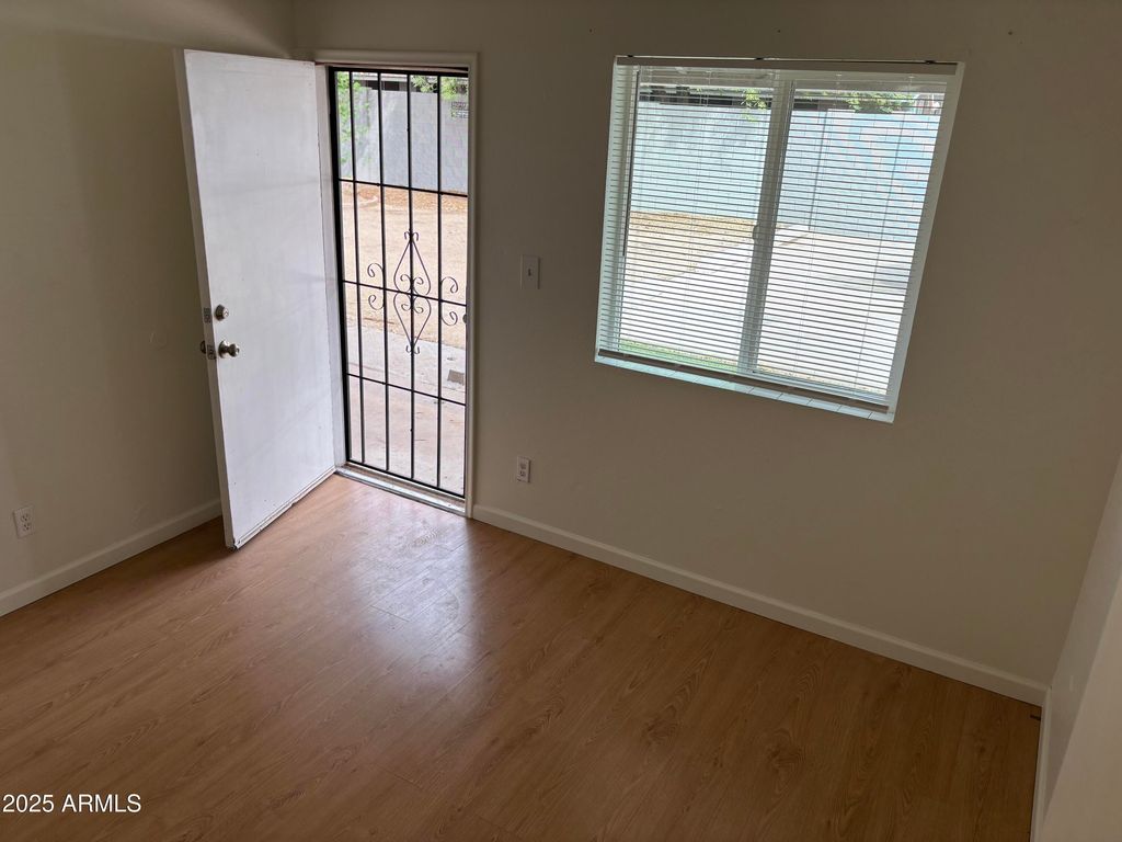 310 W 8th Avenue D, Mesa, AZ 85210