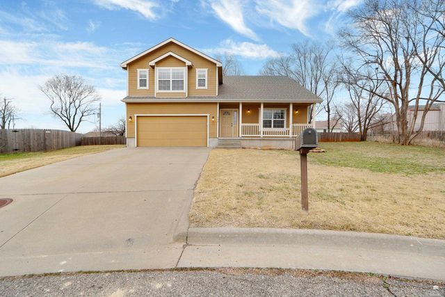 628 Sagebrush Way, Junction City, KS 66441