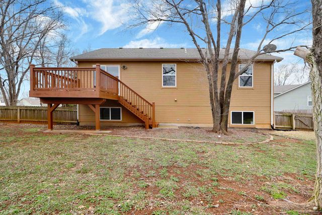 628 Sagebrush Way, Junction City, KS 66441