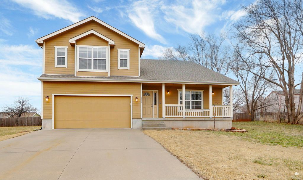 628 Sagebrush Way, Junction City, KS 66441
