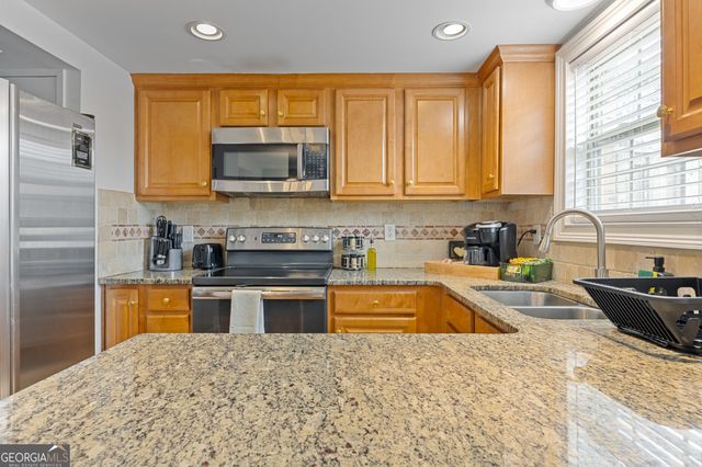 14 Villa Court SE, Smyrna, GA 30080