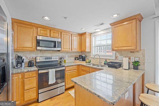 14 Villa Court SE, Smyrna, GA 30080