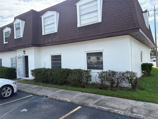 9218 TUDOR DRIVE P101, Tampa, FL 33615