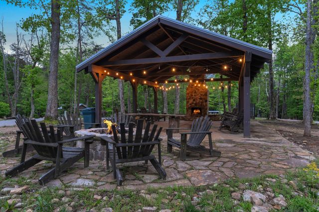 314 Deer Lick Trl, Monteagle, TN 37356
