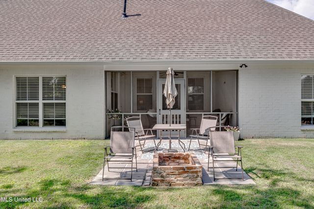 143 Lake Ridge Drive, Madison, MS 39110