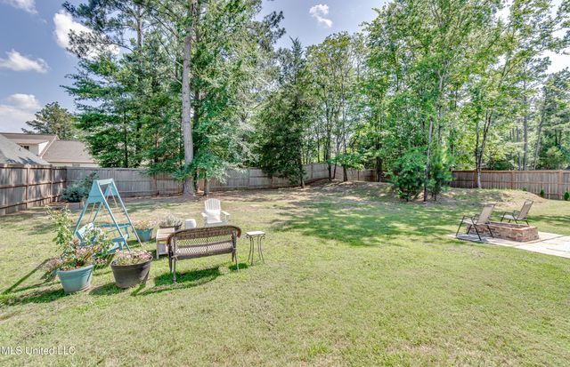 143 Lake Ridge Drive, Madison, MS 39110