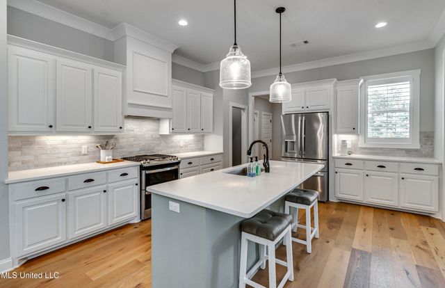 143 Lake Ridge Drive, Madison, MS 39110