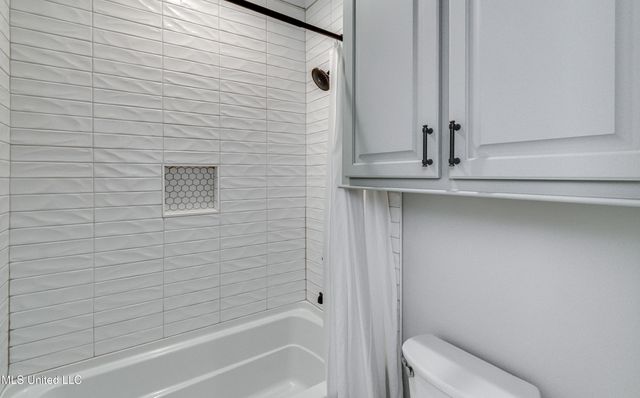 143 Lake Ridge Drive, Madison, MS 39110