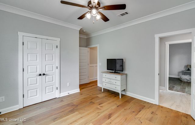 143 Lake Ridge Drive, Madison, MS 39110