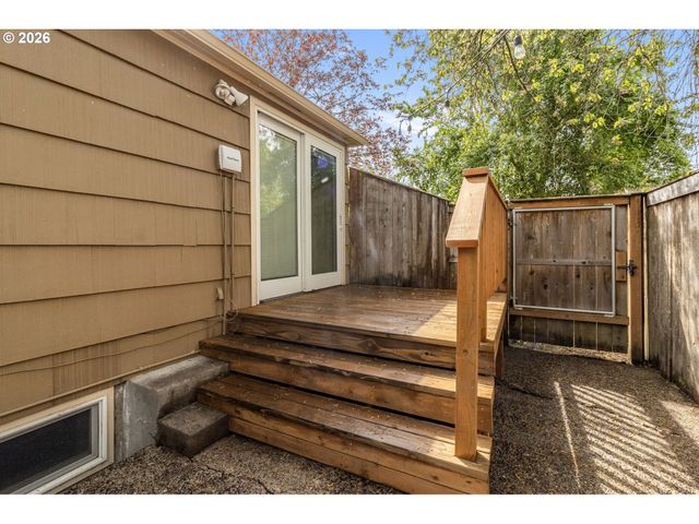 487 W 19TH Ave, Eugene, OR 97401