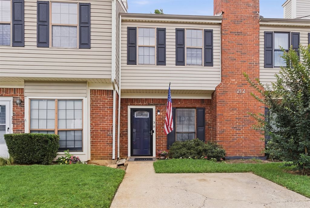 212 Samuel Boulevard 3, Coppell, TX 75019