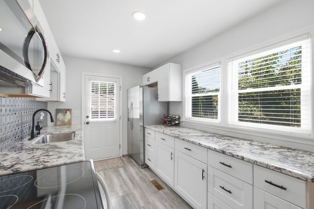 6218 Laredo Ave, Nashville, TN 37209