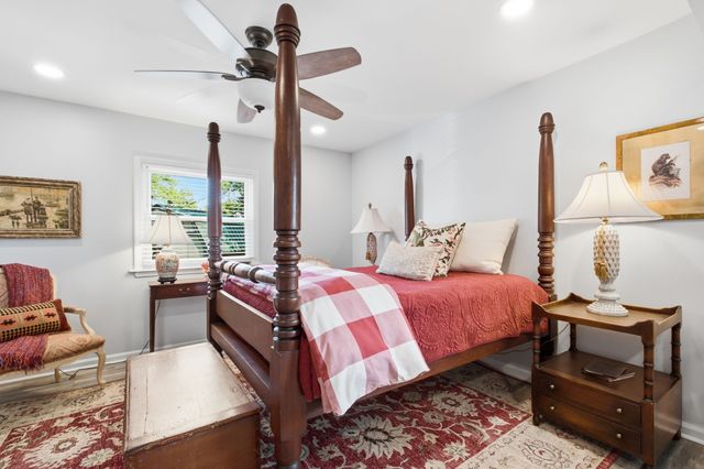 6218 Laredo Ave, Nashville, TN 37209
